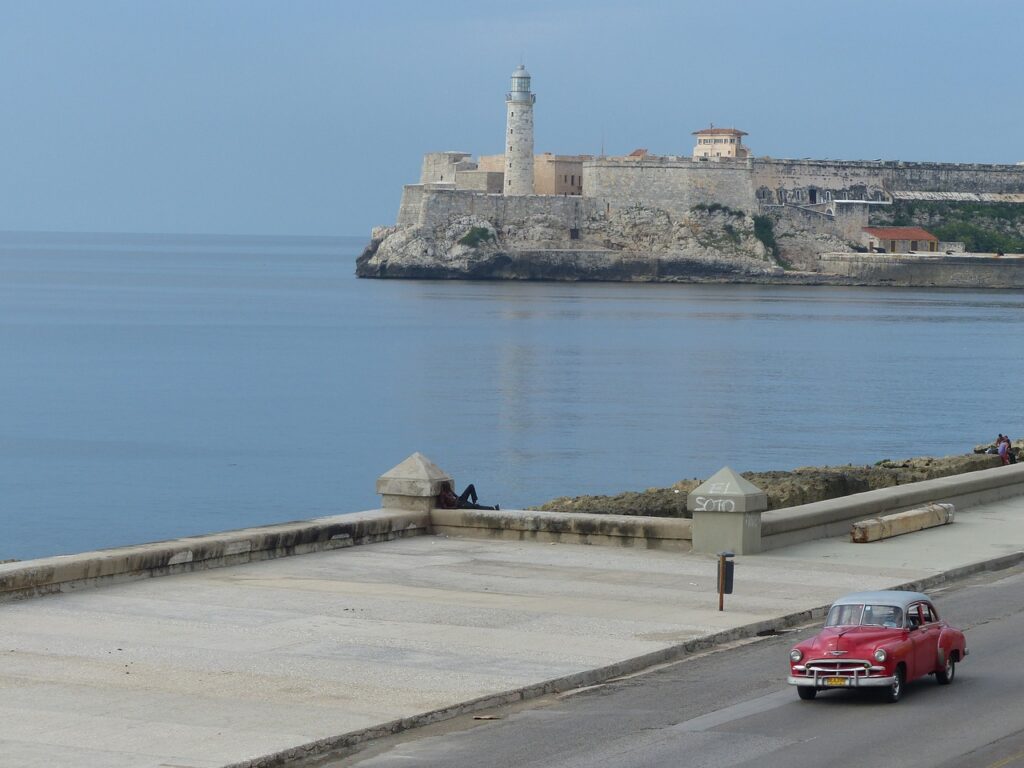 cuba, car, havana-1073431.jpg