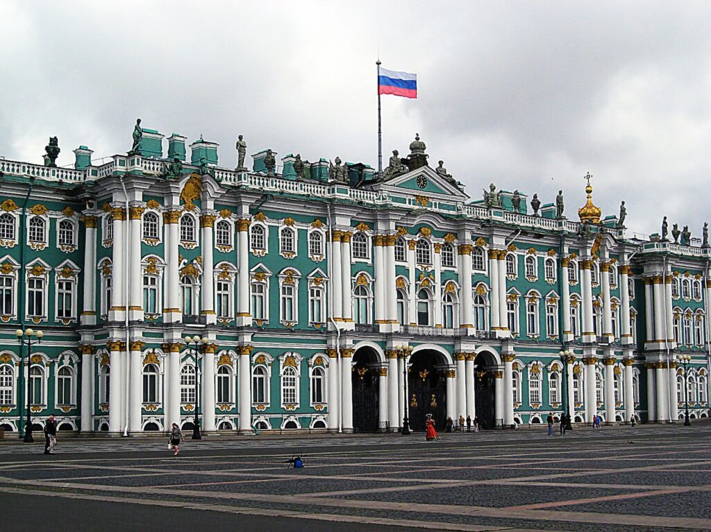 building, winter palace, peter-257418.jpg