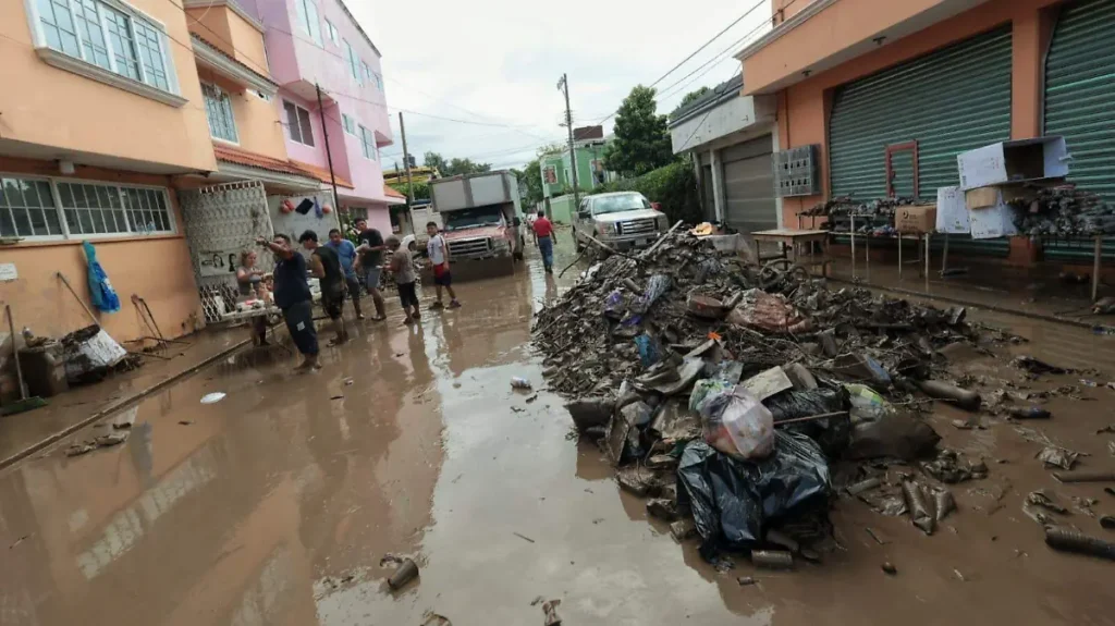 YA LLEGARÁ LA AYUDA, YA LLEGARÁ...