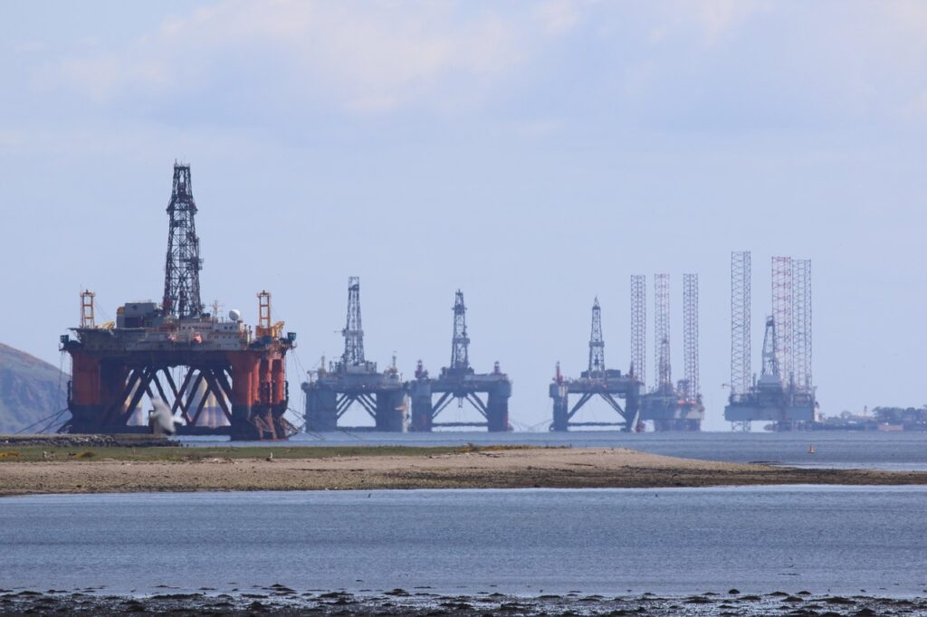 oil rig, scotland, cromarty firth, invergordon, industry, waters, steel, industrial, nature, energy, rig, drilling, sea, fuel, oil, platform, production, blue energy, blue industry